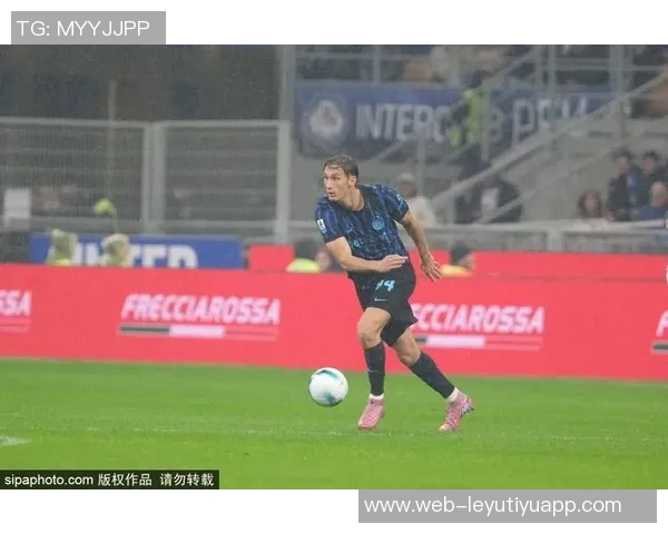 米兰左后卫埃斯图皮尼安国家队受伤脚踝伤势待评估 米兰左后卫埃斯图皮尼安国家队受伤脚踝伤势待评估