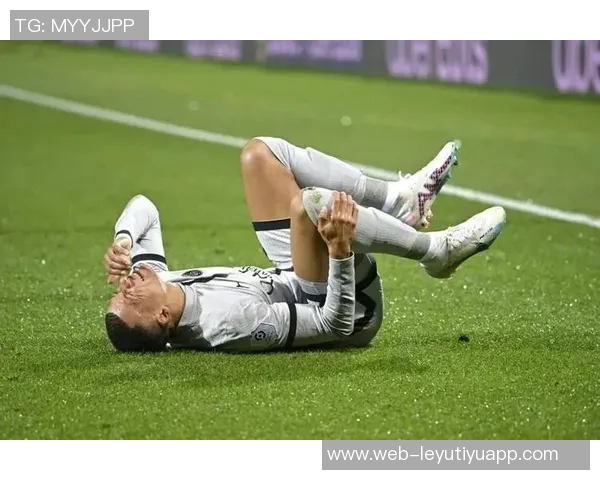 姆巴佩因脚踝不适提前归队将返回皇马进行详细检查