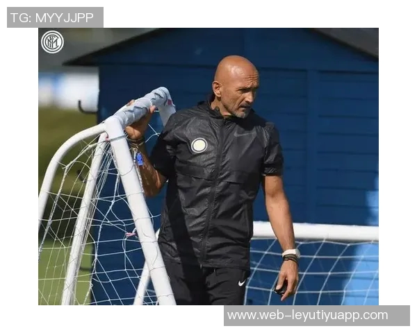 米奇强调团队合作的重要性号召全员每分钟全力以赴迎接胜利